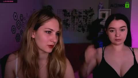 Snapshot of so_hot_rosalie chatting on 06/08/26, 07:14 so_hot_rosalie online show from 06/08/26, 07:14