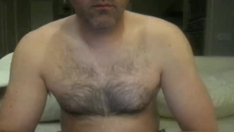 Snapshot of socal805c chatting on 12/23/25, 06:22 chris online show from 12/23/25, 06:22