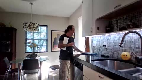 Snapshot of sofaking9 chatting on 01/04/25, 09:09 MicroAngelo online show from 01/04/25, 09:09