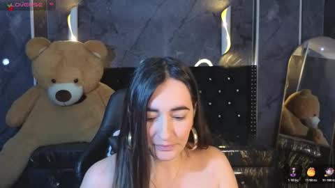 Snapshot of soffi_betacur_b chatting on 10/18/25, 08:31 soffi_betacur_b online show from 10/18/25, 08:31