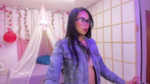 sofiia online show from 01/18/25, 12:36