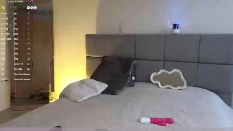 IG Soffimoon   I THANK YOU FOR LEAVING YOUR FOLLOW online show from 03/16/26, 09:19