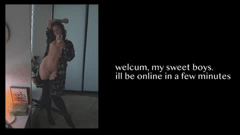 Julia    online show from 02/10/26, 10:58