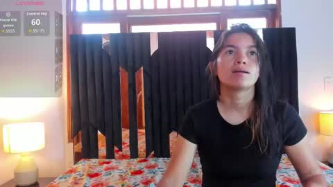 Snapshot of soffy_and_mia chatting on 11/24/25, 12:38 soffy and mia online show from 11/24/25, 12:38