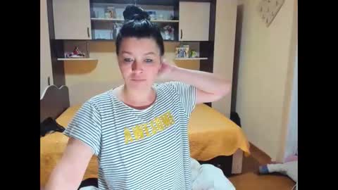 Soffy online show from 02/04/26, 04:51