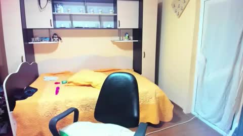 Soffy online show from 05/19/26, 05:14