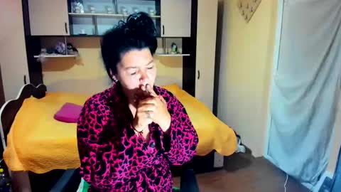 Soffy online show from 06/02/26, 04:58