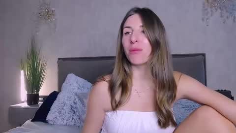 Snapshot of soffyasi chatting on 01/05/25, 12:42 soffyasi online show from 01/05/25, 12:42