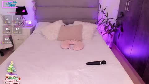 Sofia online show from 12/15/25, 03:22