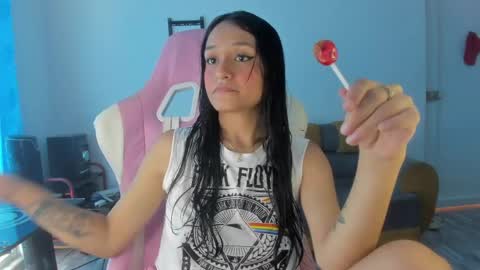 sofia online show from 04/11/26, 08:24