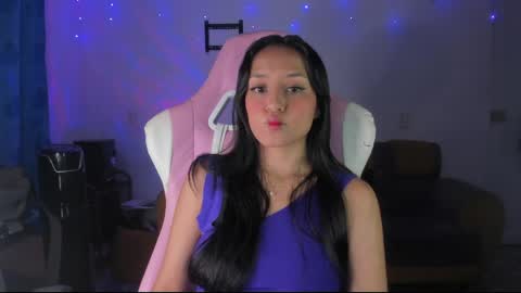 sofia online show from 05/11/26, 06:52