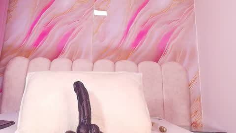 Sofia online show from 02/10/26, 03:10