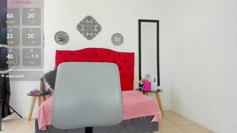 Snapshot of sofi_f_w chatting on 10/02/25, 06:26 Sofi online show from 10/02/25, 06:26