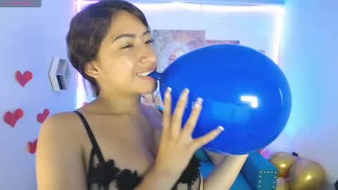 Snapshot of sofi_hot_4m chatting on 02/26/25, 04:35 Sofi online show from 02/26/25, 04:35