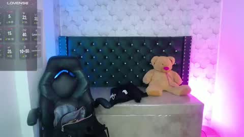Snapshot of sofi_hot_4m chatting on 10/01/25, 03:07 Sofi online show from 10/01/25, 03:07