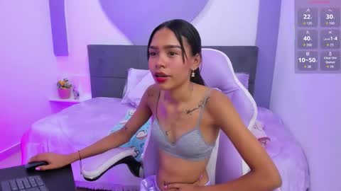 Sofia online show from 12/18/25, 06:36