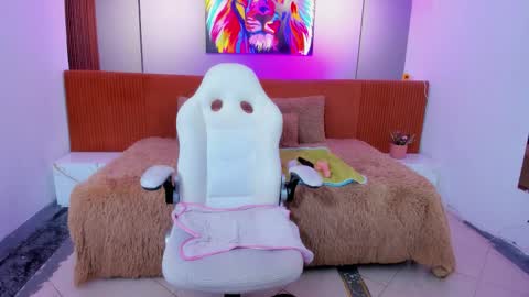 Sofia online show from 02/08/26, 06:33