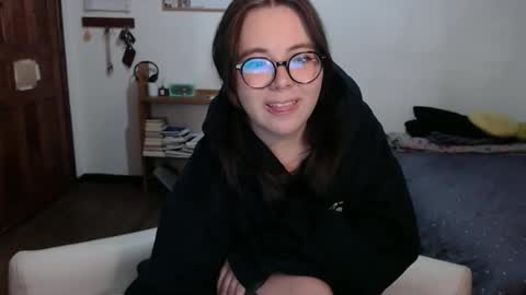 Sofi Lynch online show from 03/13/26, 04:41