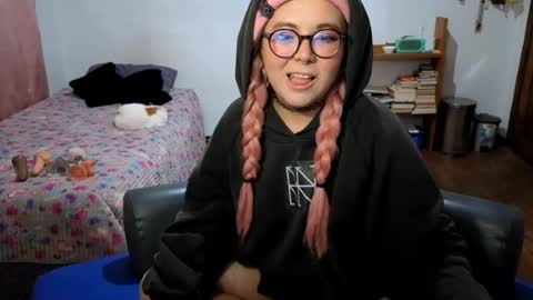 Sofi Lynch online show from 07/13/26, 07:33