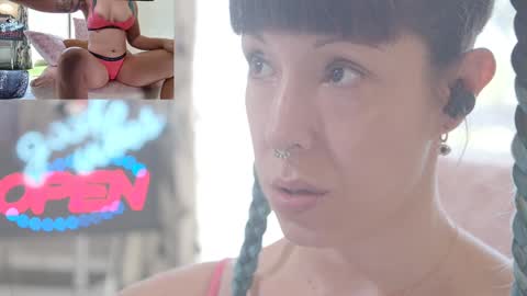 Sofi Mora online show from 09/16/25, 01:56