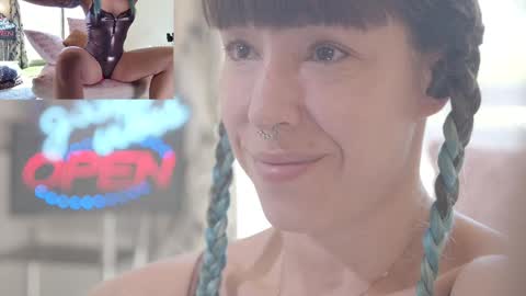 Sofi Mora online show from 09/22/25, 01:24