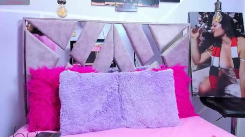 Sofi Noa online show from 02/05/25, 11:23