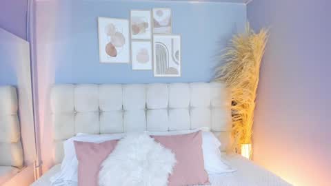 Snapshot of sofi_potter_ chatting on 01/20/25, 11:43 Sofia online show from 01/20/25, 11:43