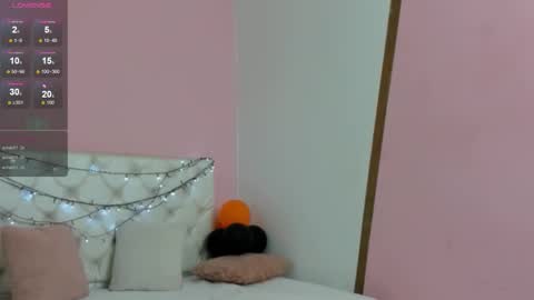 sofi_san online show from 11/07/25, 02:28