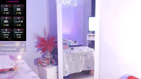 sofi smith online show from 12/14/24, 01:39