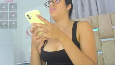 sofi smith online show from 02/04/25, 07:55