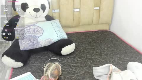 sofi smith online show from 02/05/25, 07:53