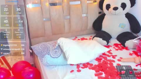 sofi smith online show from 02/15/25, 02:15