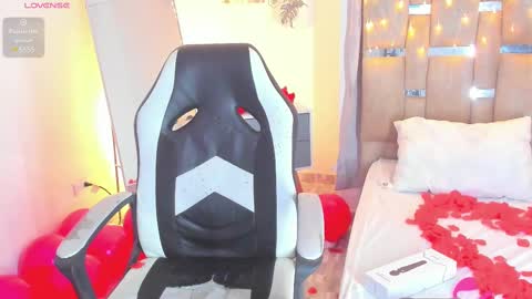 sofi smith online show from 02/15/25, 11:03