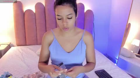 sofi smith online show from 02/18/25, 07:30