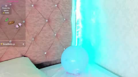 sofi smith online show from 03/02/25, 06:51