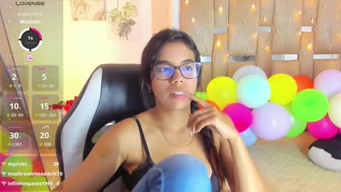 sofi smith online show from 03/09/25, 10:19