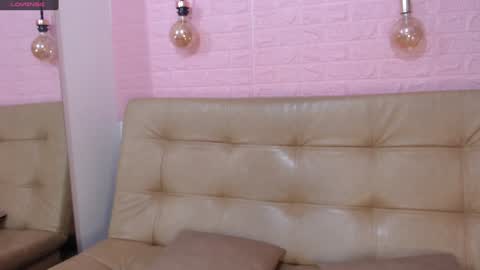 Snapshot of sofi_sweet09 chatting on 01/04/25, 07:02 Susy online show from 01/04/25, 07:02
