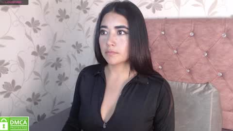 Snapshot of sofi_sweet09 chatting on 01/06/25, 01:53 Susy online show from 01/06/25, 01:53