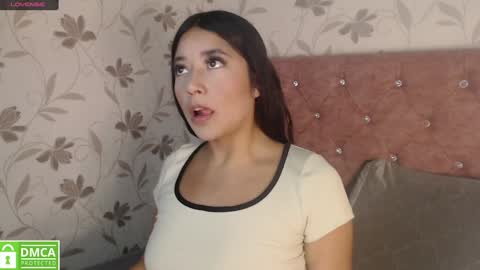 Snapshot of sofi_sweet09 chatting on 01/17/25, 07:38 Susy online show from 01/17/25, 07:38