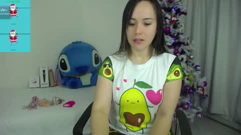 Snapshot of sofi_sweetcam21 chatting on 12/31/24, 09:10 LAURA SOFIA online show from 12/31/24, 09:10