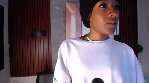 Sofia online show from 03/29/26, 10:59