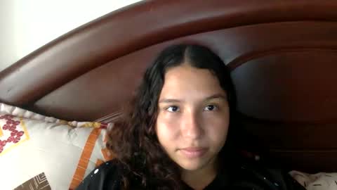 Snapshot of sofi_yendell chatting on 10/12/25, 03:22 sofi online show from 10/12/25, 03:22