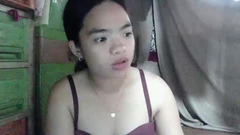 Snapshot of sofia_587145 chatting on 02/02/26, 08:35 sofia_587145 online show from 02/02/26, 08:35
