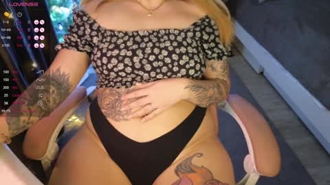 Snapshot of sofia__fairy chatting on 12/17/24, 08:45 Sofia Lush is active PVT is open Welcome to the world of pleasure online show from 12/17/24, 08:45