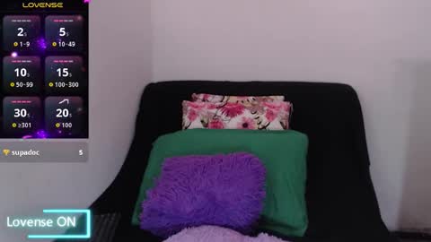 Snapshot of sofia__whitee chatting on 09/10/25, 07:08 sofia whitee online show from 09/10/25, 07:08