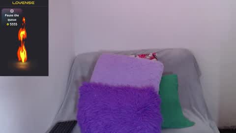 Snapshot of sofia__whitee chatting on 11/16/25, 07:47 sofia whitee online show from 11/16/25, 07:47