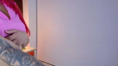 Snapshot of sofia_bgb chatting on 11/08/25, 12:11 Sofia Arteaga online show from 11/08/25, 12:11