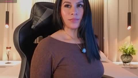 Snapshot of sofia_convers chatting on 02/23/26, 12:46 Sofia online show from 02/23/26, 12:46