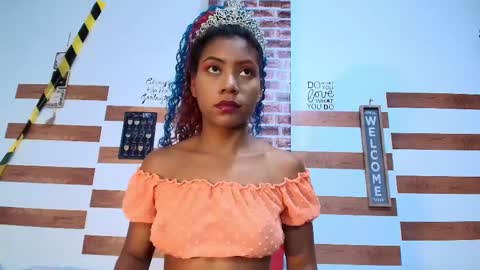 Snapshot of sofia_fer chatting on 09/10/25, 02:55 sofia online show from 09/10/25, 02:55