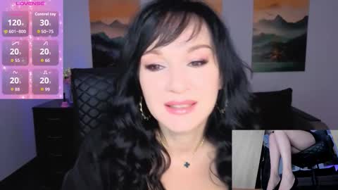 Sofia online show from 10/17/25, 07:00